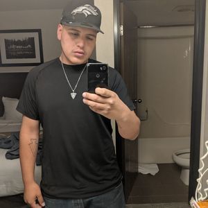 Meet your Posher, Jonathan